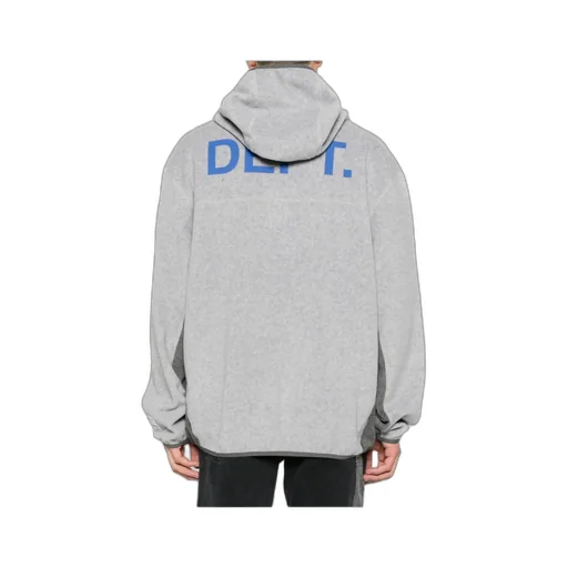 Long-Sleeved Sweatshirt
