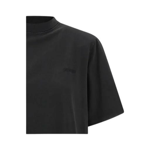 Short-Sleeved T-Shirt
