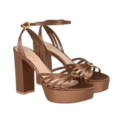 Gianvito Rossi	Strappy Open Toe Block-Heel Sandals