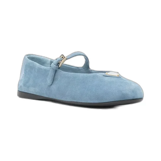 Round-Toed Ballet Shoes