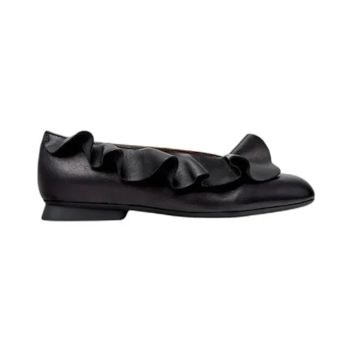 Round-Toed Ballet Shoes