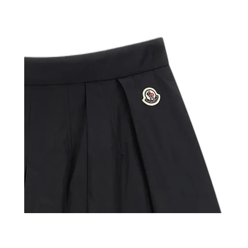 Moncler Enfant Pleated Shorts