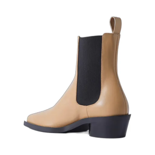 Square-Toed Short Boots