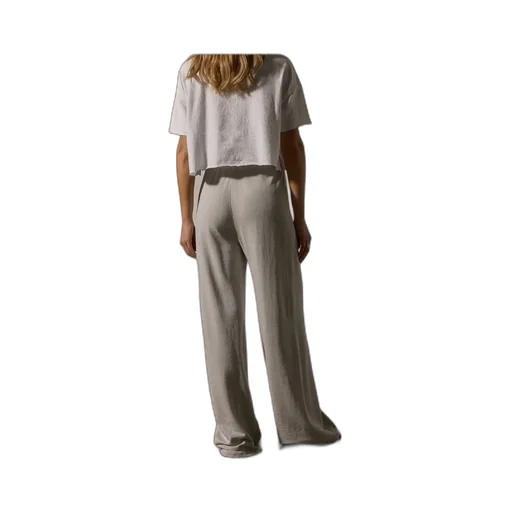Wide Leg Sweatpant