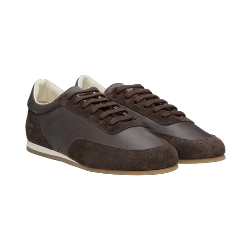 Low-Top Casual Sneakers