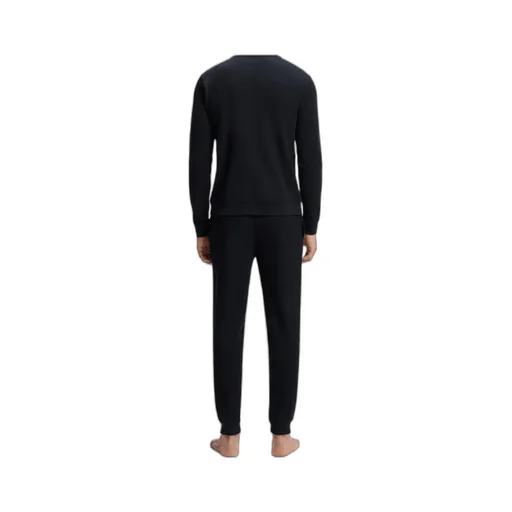 Long-Sleeved Sweatshirt