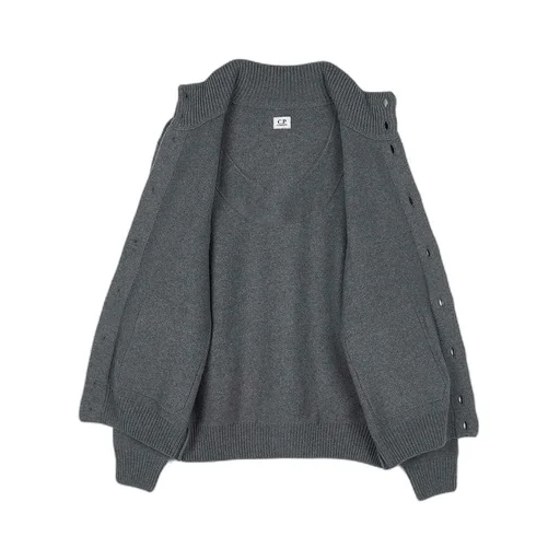 Button-Down Long-Sleeved Knitwear