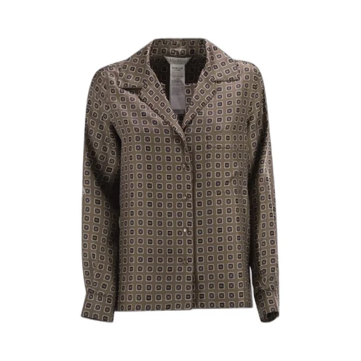 Long-Sleeved Shirt