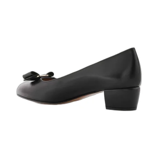 Vara Logo Low Heels