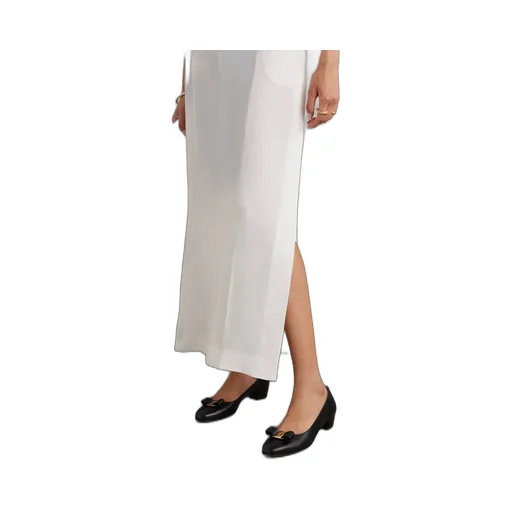 Vara Logo Low Heels