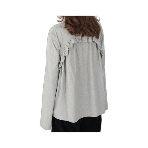 Long-Sleeved T-Shirt