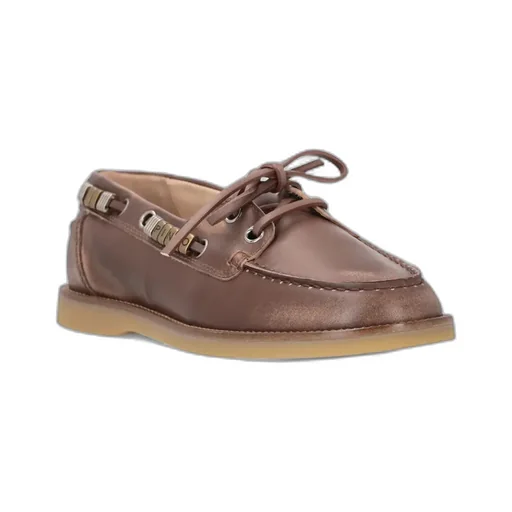 Round-Toe Casual Shoes