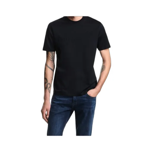 Short-Sleeved T-Shirt