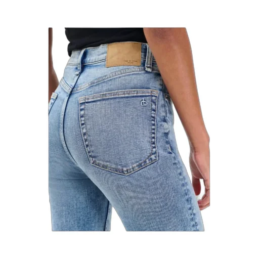 Wren Slim Straight Jeans