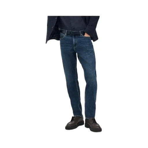 Fit 3 Athletic Jeans