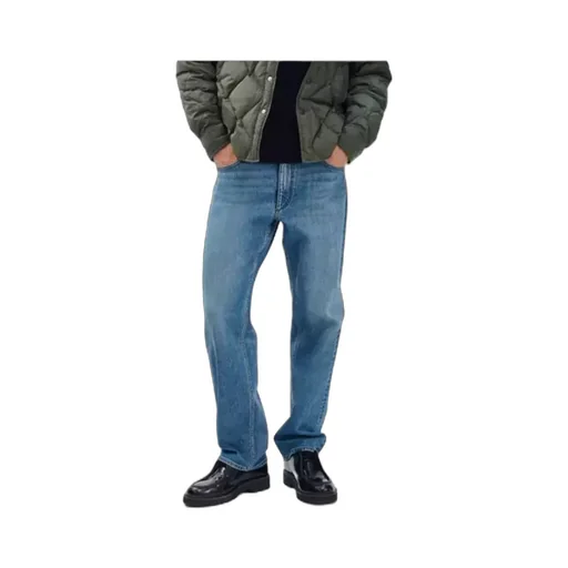 Fit 4 Straight Jeans