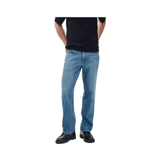 Fit 4 Straight Jeans