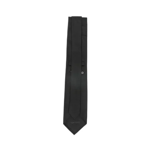 Pointed Tie