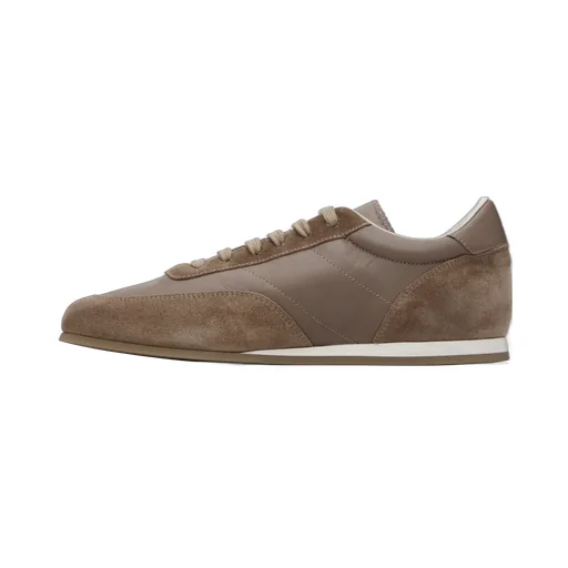 Minimal Runner Low-Top Sneakers