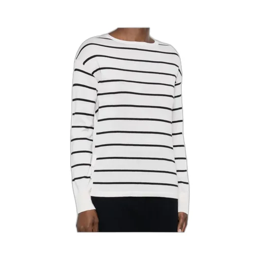 Long-Sleeved Knitwear