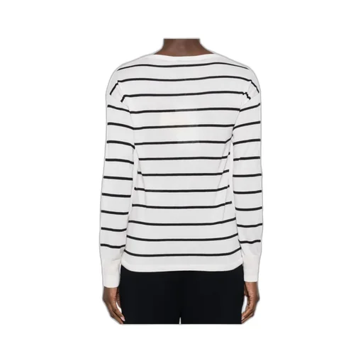 Long-Sleeved Knitwear