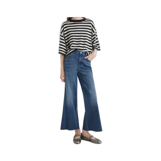 Wide-Leg Cropped Jeans