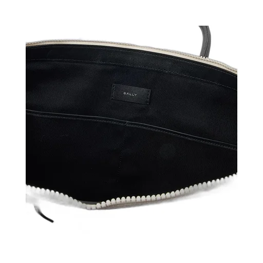 Bold Volume Tote Bag U901P