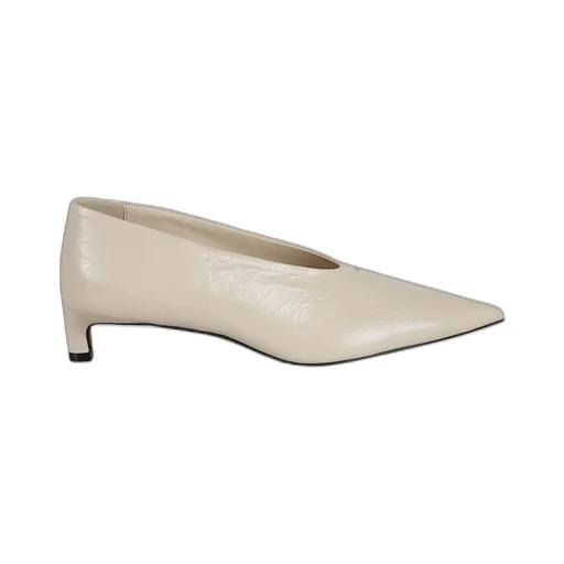 Crinkled Pointed-Toe Pumps