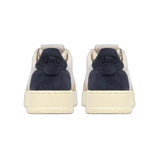 Autry Medalist Low-Top Sneakers