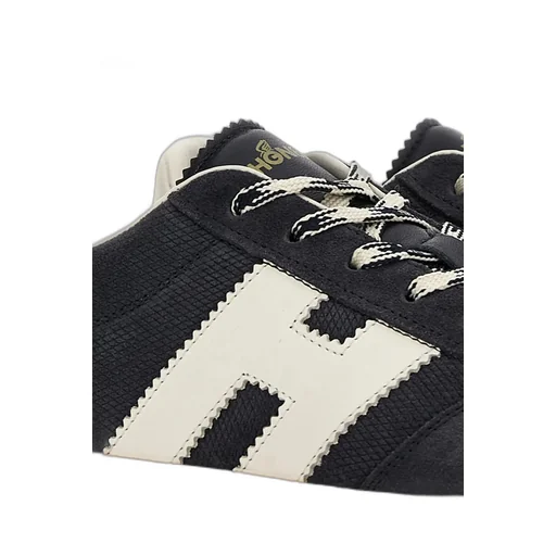 Hogan Logo-Patch Lace-Up Sneakers