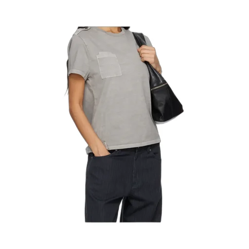 Short-Sleeved T-Shirt