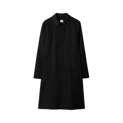 Long-Sleeved Windbreaker
