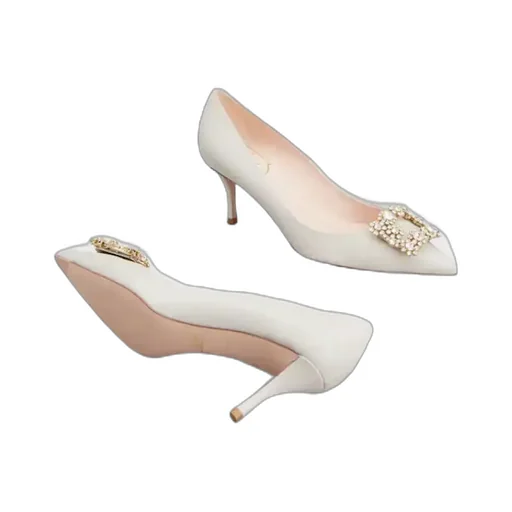 Efflorescence Pumps In Leather