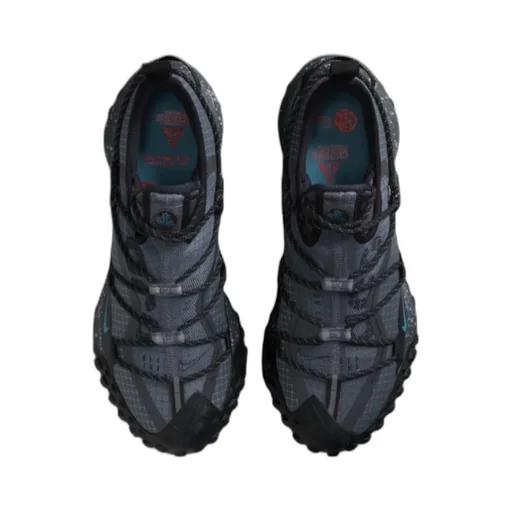 Acg Mountain Fly Low-Top Sneakers