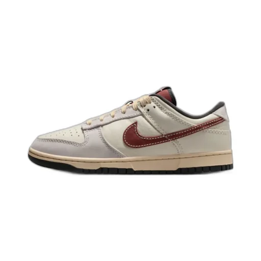 Dunk Low Lace-Up Sneakers