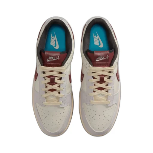 Dunk Low Lace-Up Sneakers