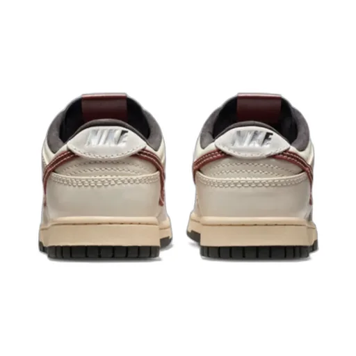 Dunk Low Lace-Up Sneakers