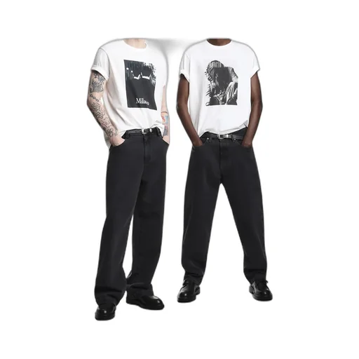 Graphic-Print T-Shirt