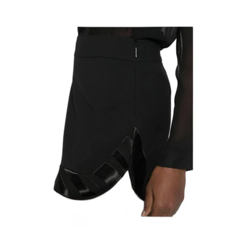 Hem-Pattern Skirt
