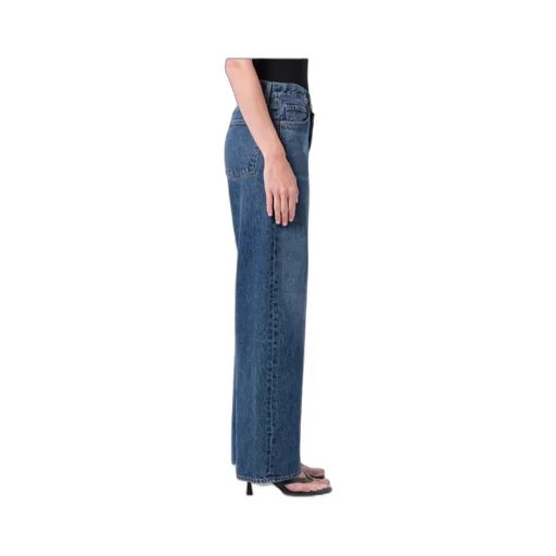 Button-Fastening Jeans