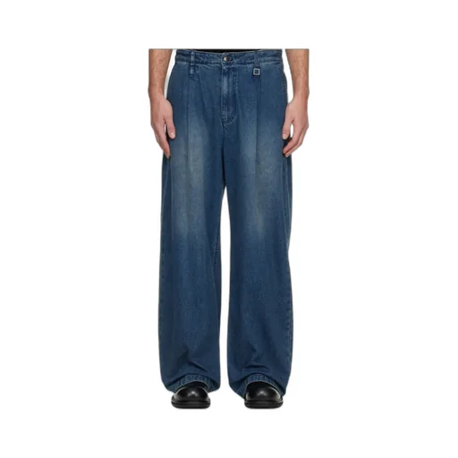 Belt-Loop Jeans