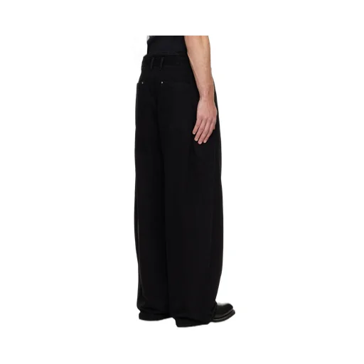 Belt-Loop Jeans