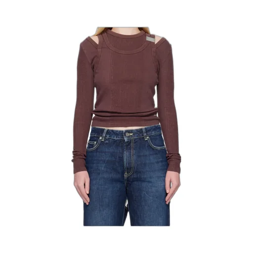 Burgundy Rib Cutout Fastener Top