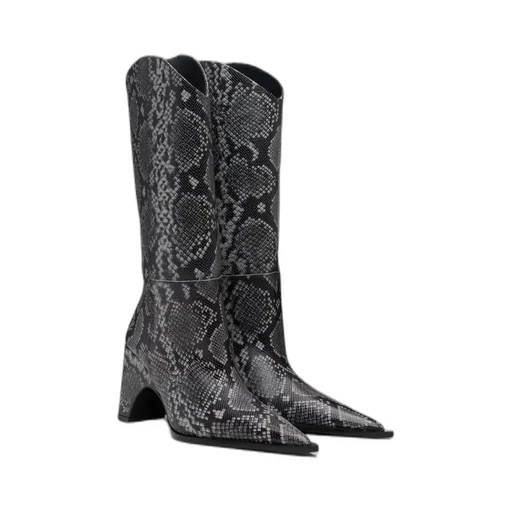Pointed-Toe Boots