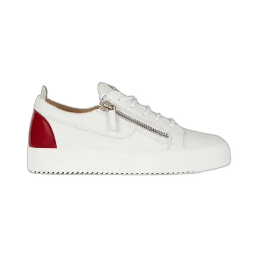 Logo Sneakers