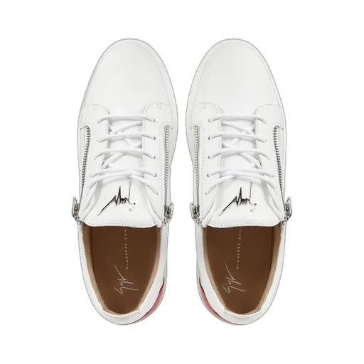 Logo Sneakers