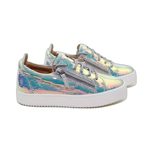 Gloss Low-Cut Skate Shoes