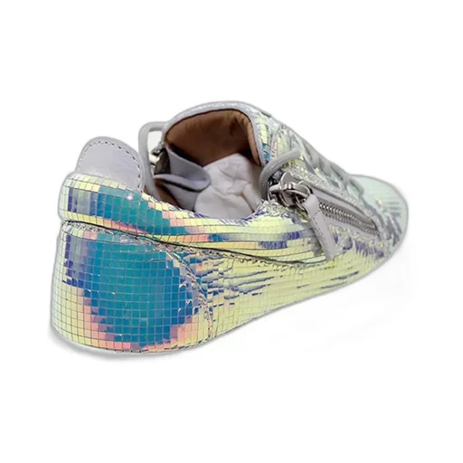 Gloss Low-Cut Skate Shoes