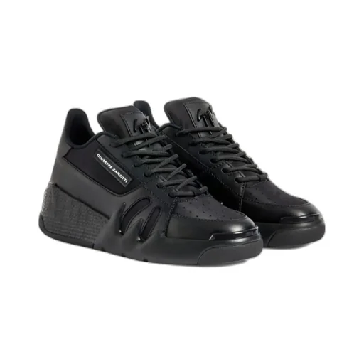 Shoulder Strap Low-Cut Sneakers