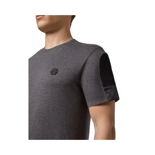 Logo Details T-Shirt